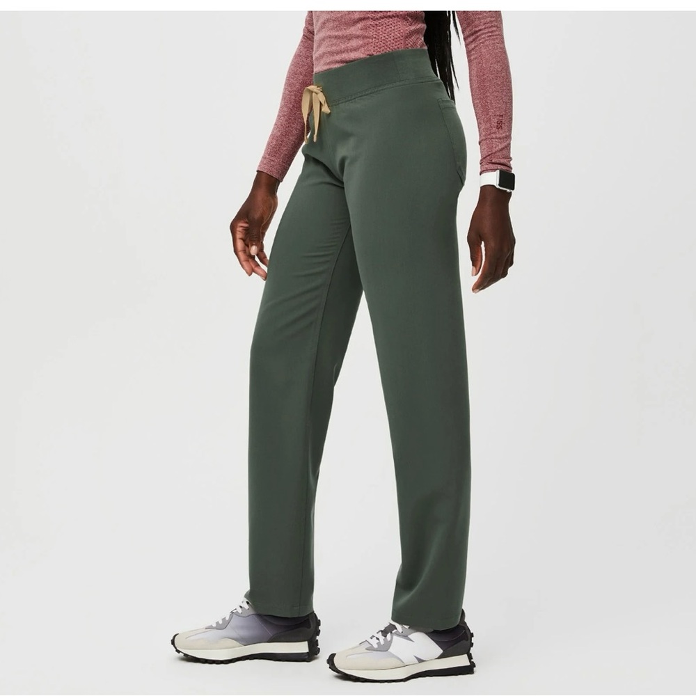 Figs high waisted Livingston scrub pants large